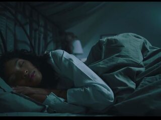 Swell adolescent realizes তার wildest স্বপ্ন সঙ্গে পরদেশী অতিকায় hiding মধ্যে তার বাড়ি