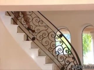 Біла анус є відтрахана